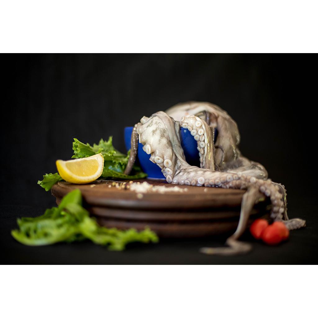 Freshly Frozen Octopus (1kg)